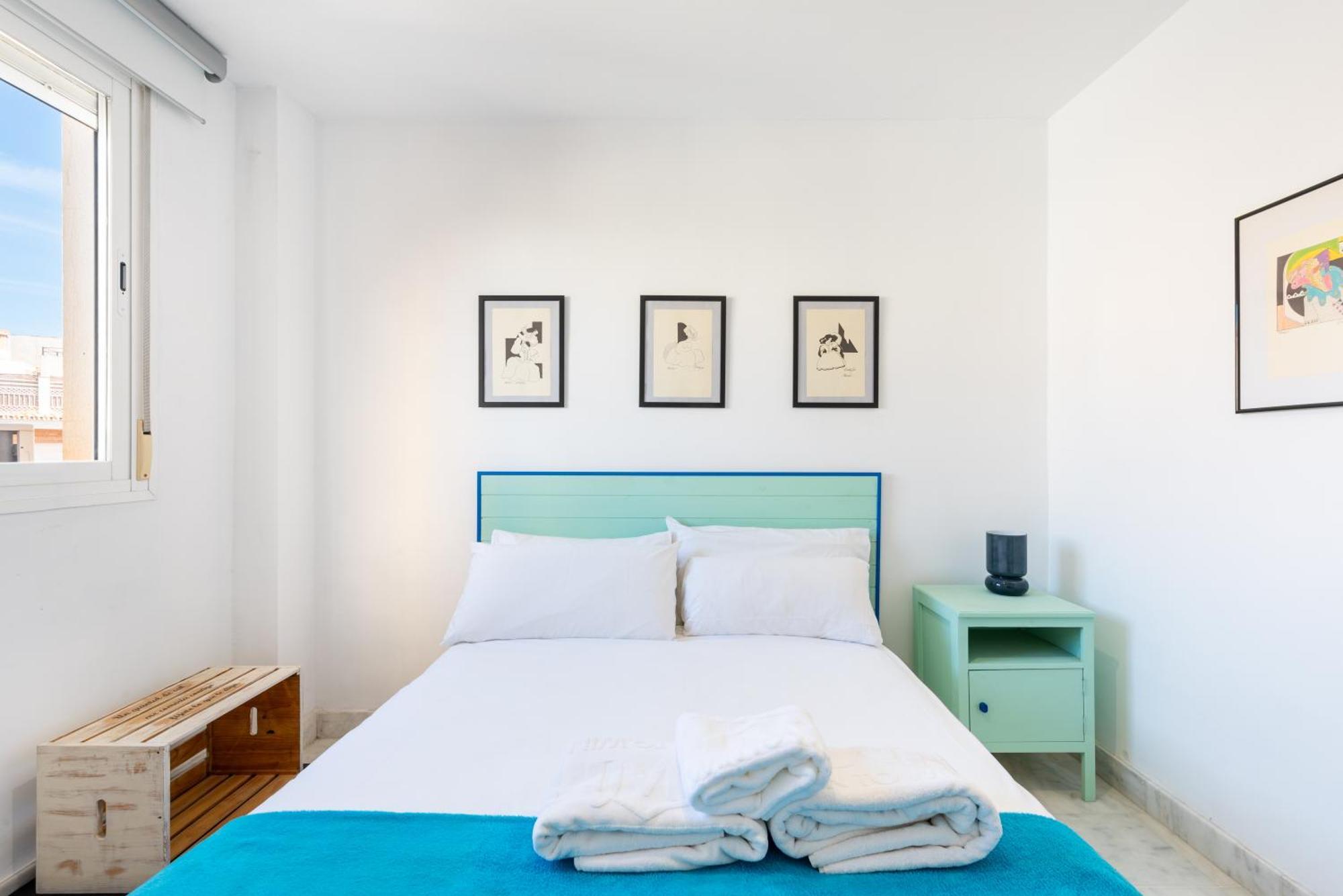 Wintowinrentals Quiet Apartment, Good Location, Free Parking Малага Экстерьер фото
