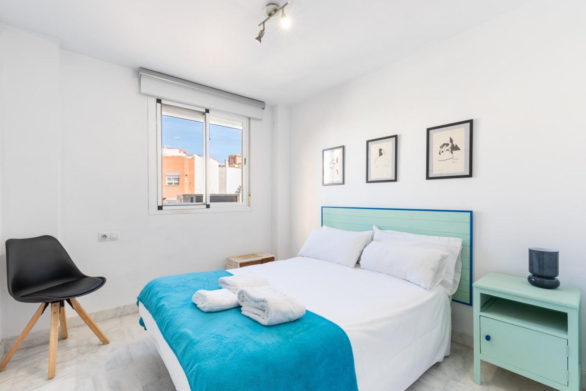 Wintowinrentals Quiet Apartment, Good Location, Free Parking Малага Экстерьер фото