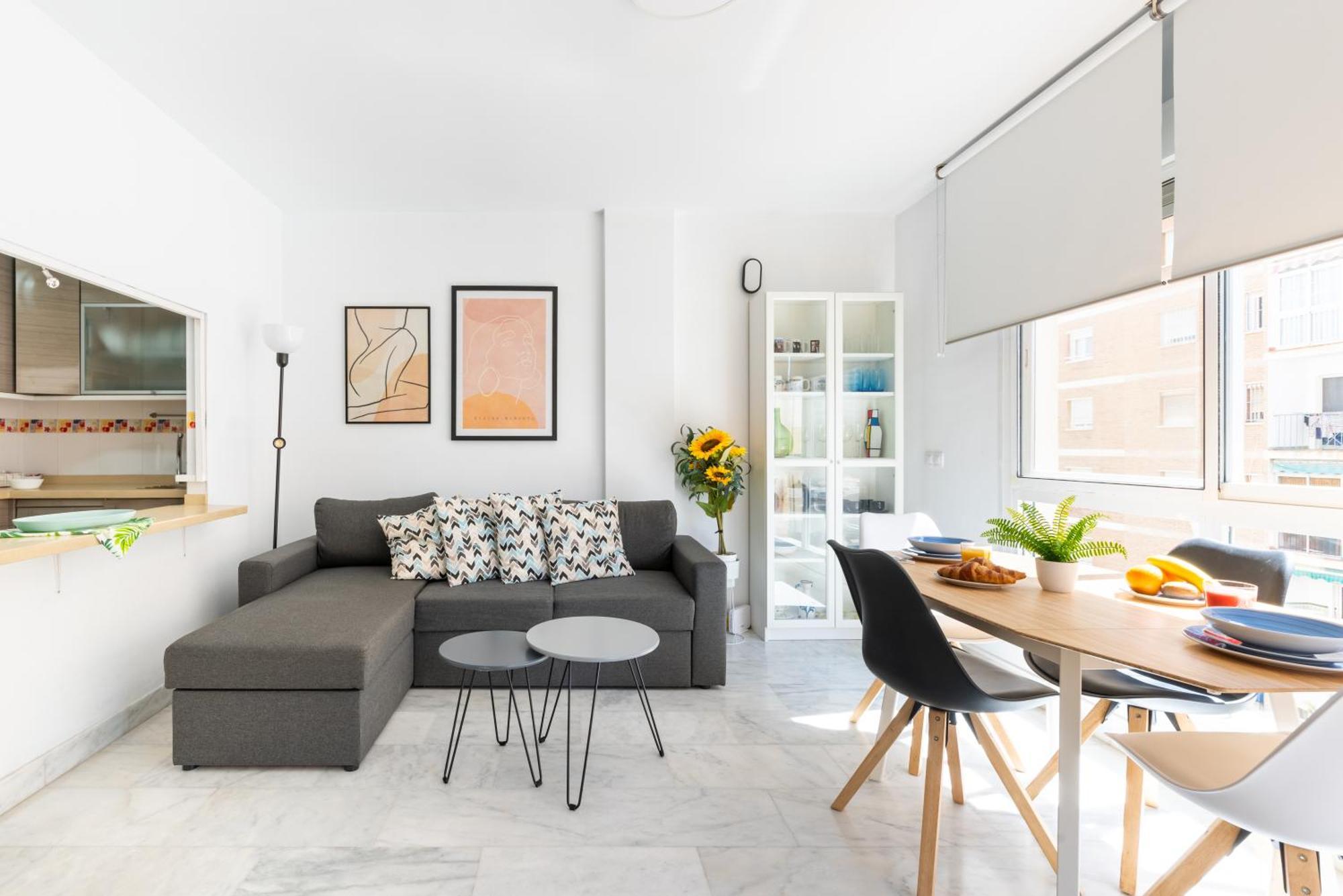 Wintowinrentals Quiet Apartment, Good Location, Free Parking Малага Экстерьер фото
